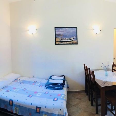 Milutinov Dvor Apartments Vrsi Eksteriør bilde